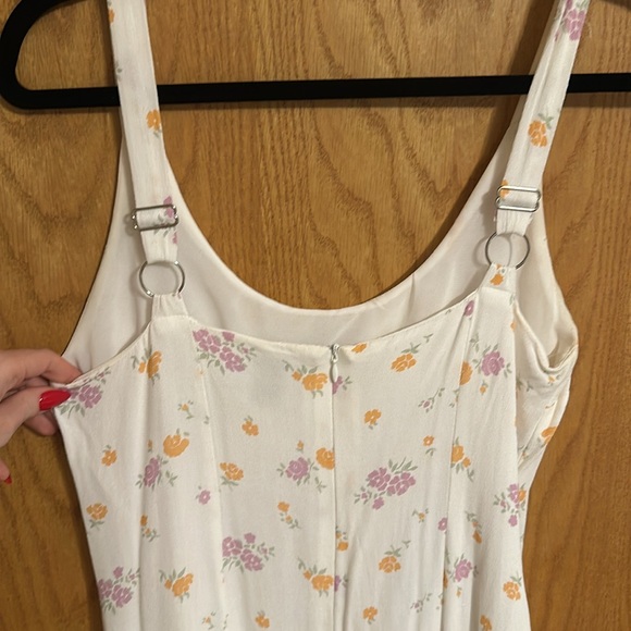 Princess Polly Floral Dress - Picture 7 of 7